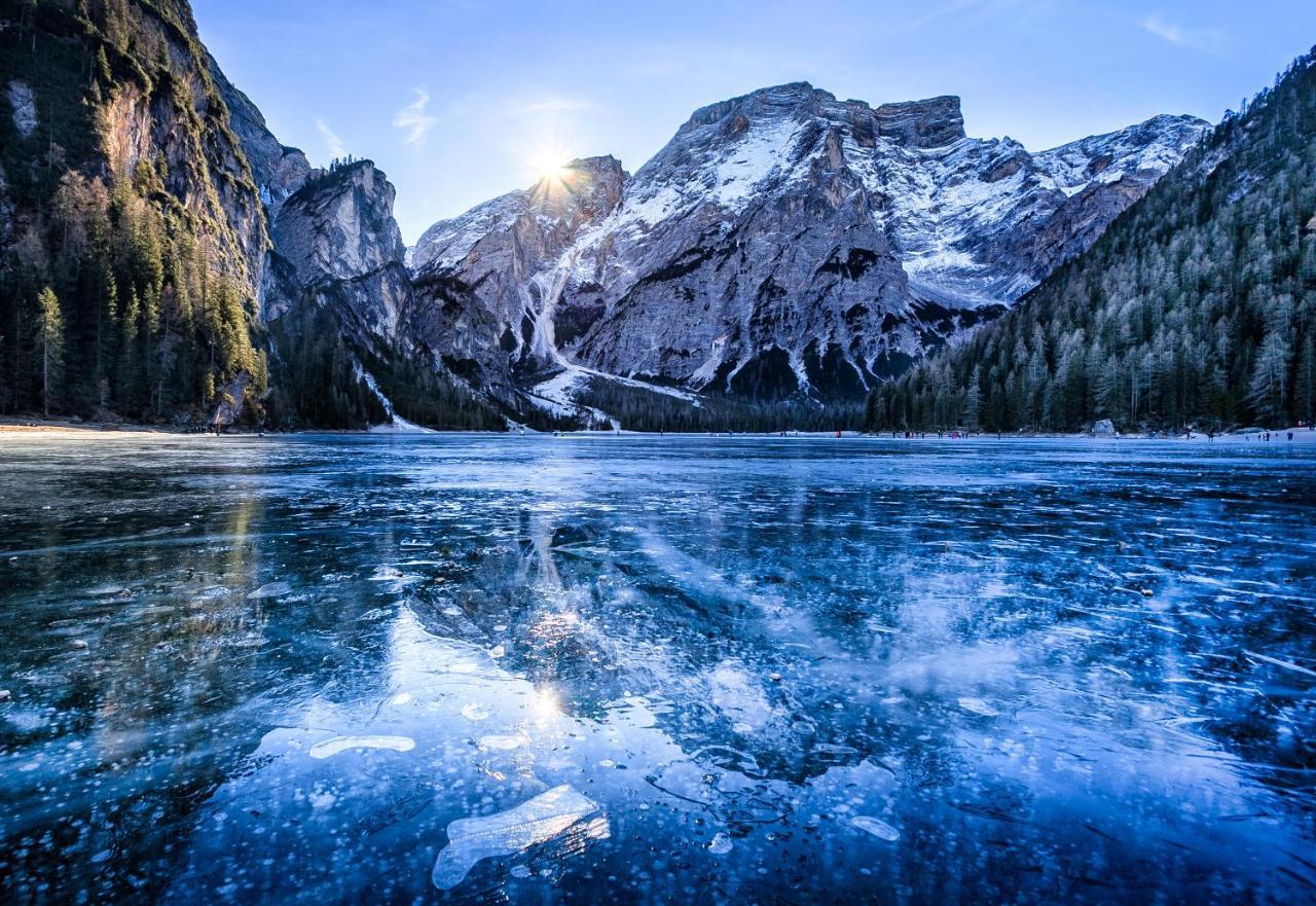 Hotel Erika Braies  Zewnętrze zdjęcie