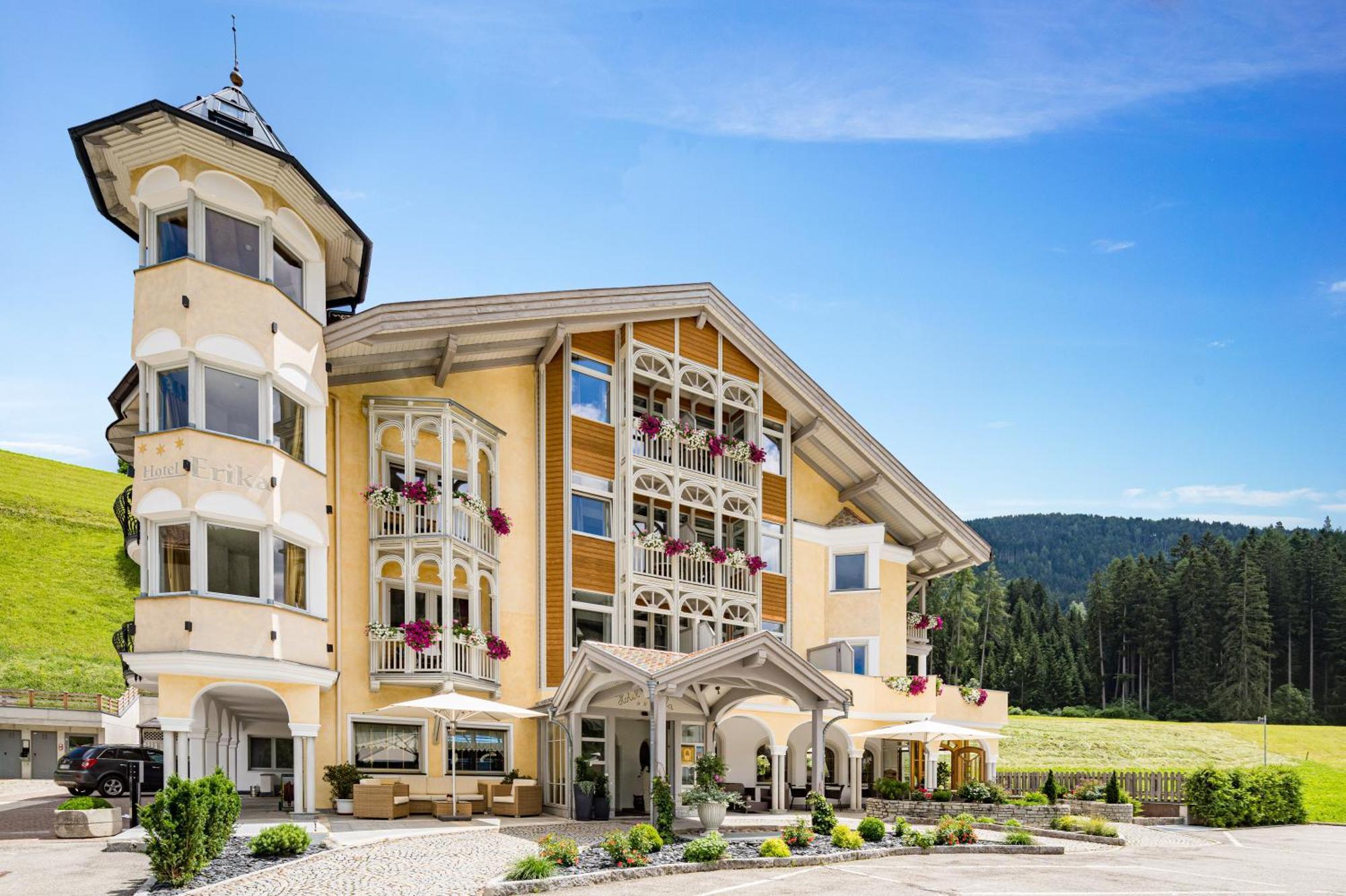 Hotel Erika Braies  Zewnętrze zdjęcie