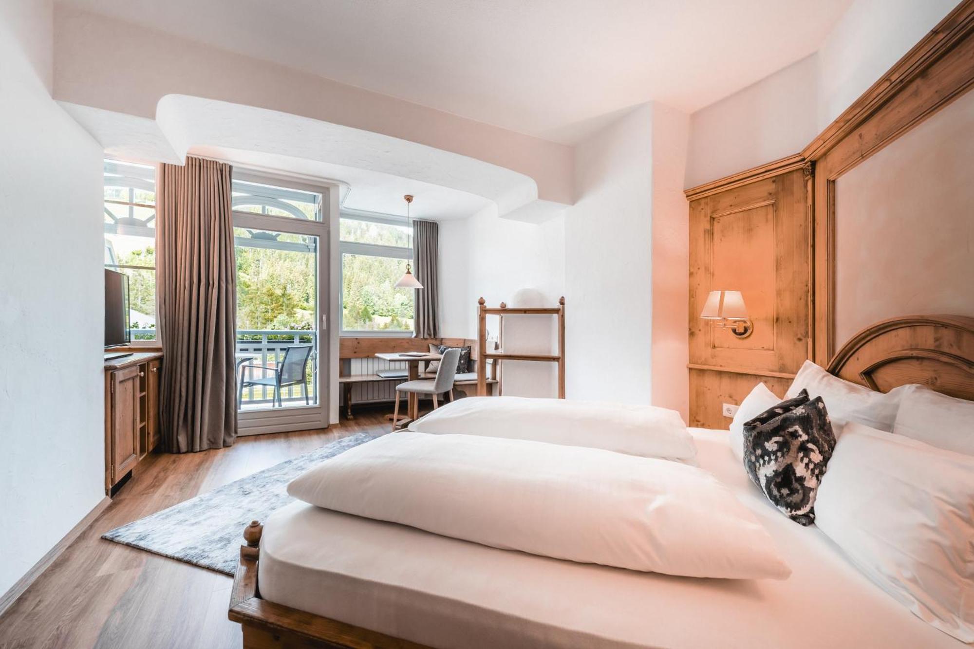 Hotel Erika Braies  Zewnętrze zdjęcie