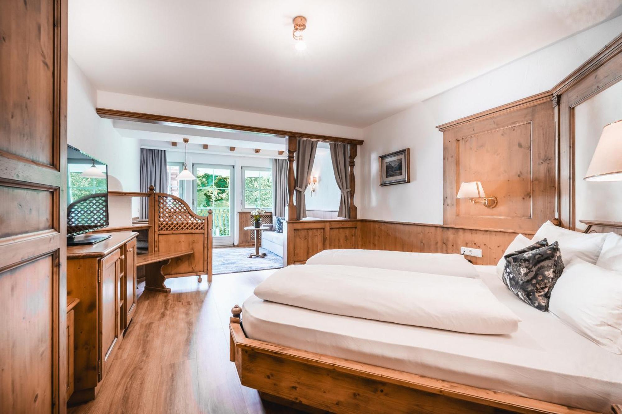 Hotel Erika Braies  Zewnętrze zdjęcie