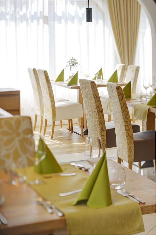 Hotel Erika Braies  Zewnętrze zdjęcie