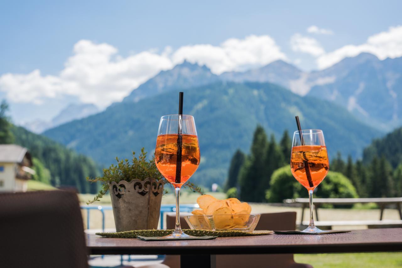 Hotel Erika Braies  Zewnętrze zdjęcie
