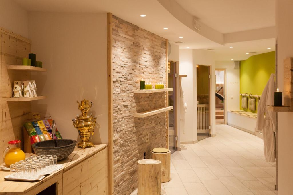 Hotel Erika Braies  Zewnętrze zdjęcie
